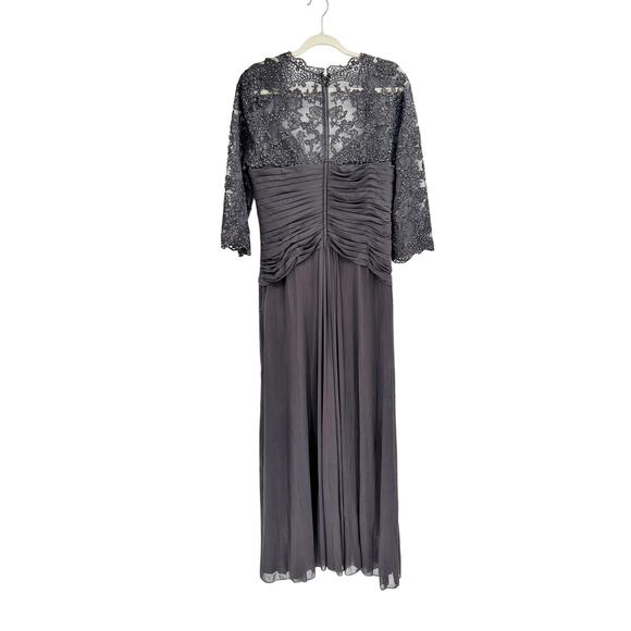 La Femme Ruched Twist Lace Sleeve Column Formal Gown in Gunmetal Gray Size 12 - Picture 6 of 6